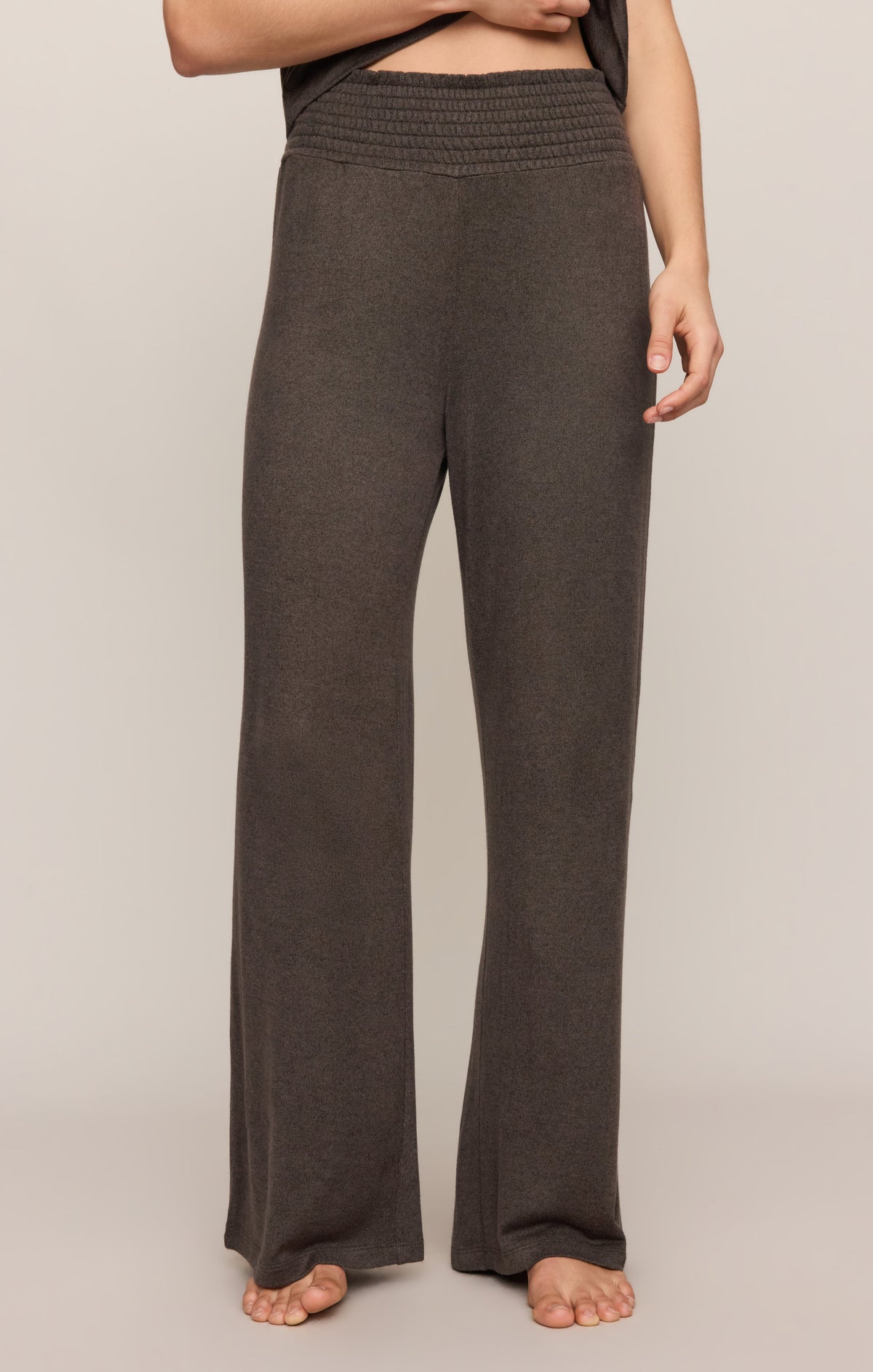 Z SUPPLY Dawn Smocked Soft Knit Pant