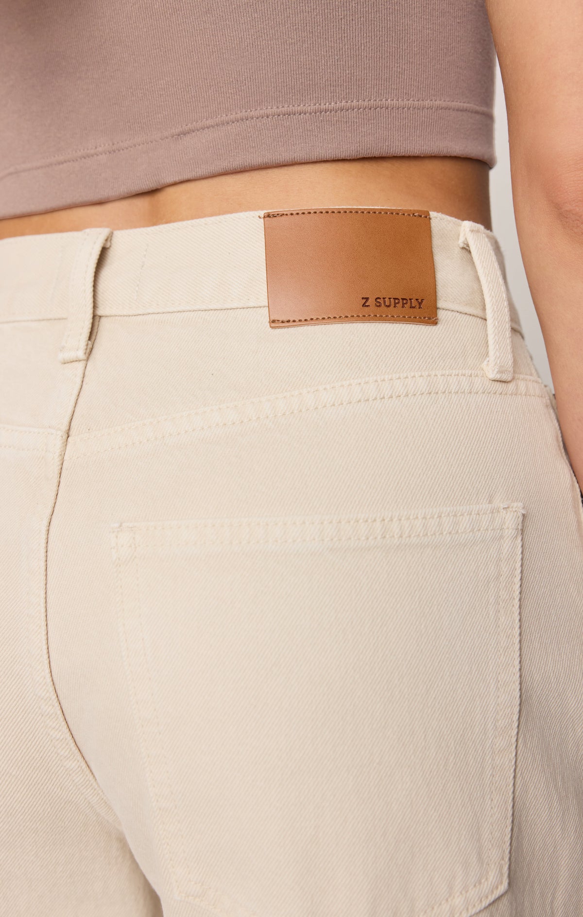 Z SUPPLY The Show Off High-Rise Bowed Denim - Soapstone