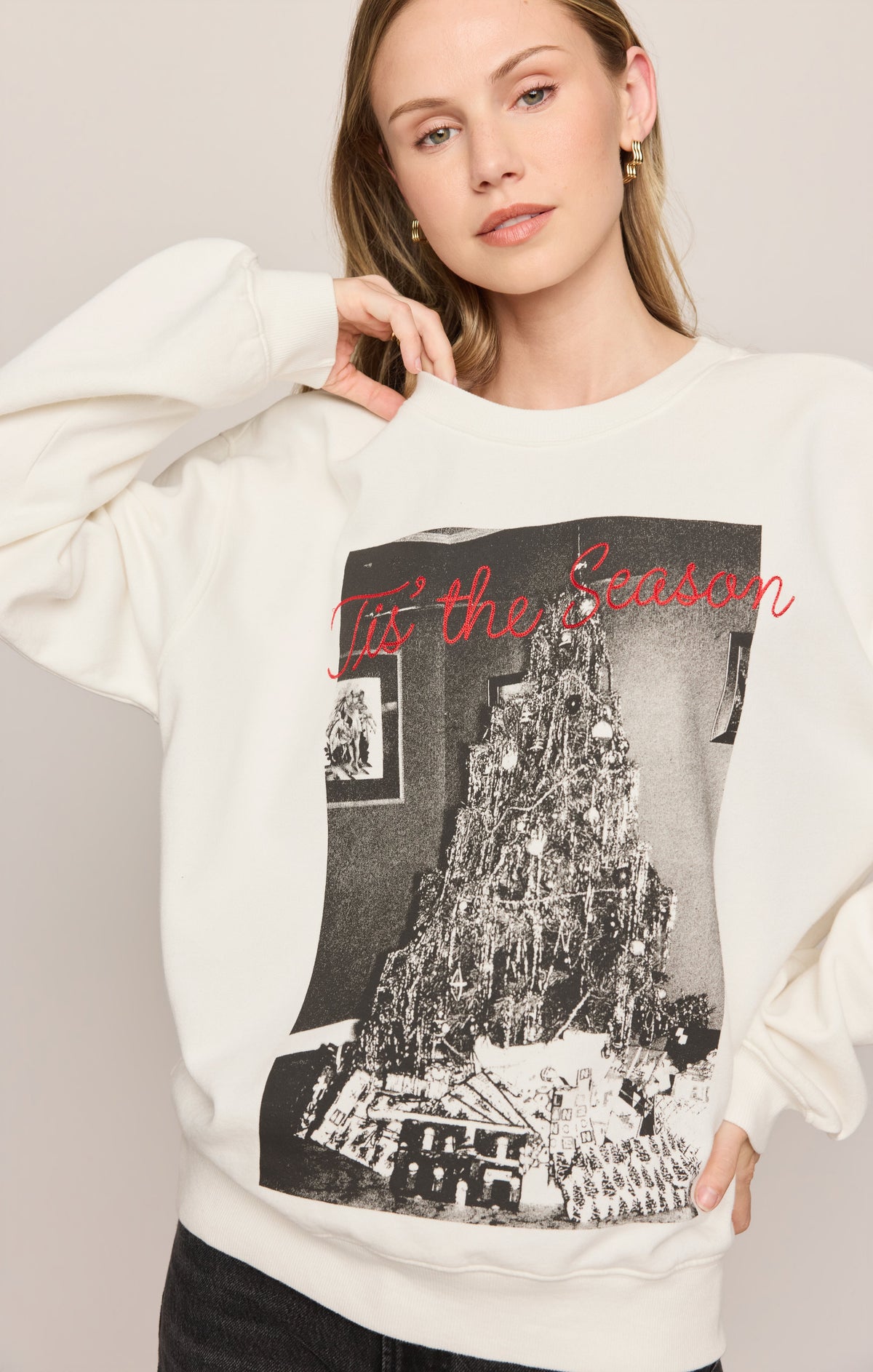 Z SUPPLY Cozy Boyfriend Graphic Sweatshirt - Sea Salt