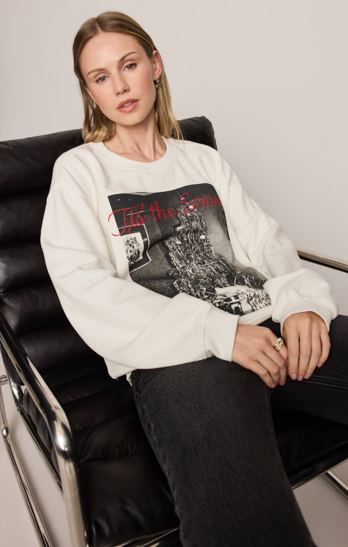 Z SUPPLY Cozy Boyfriend Graphic Sweatshirt - Sea Salt