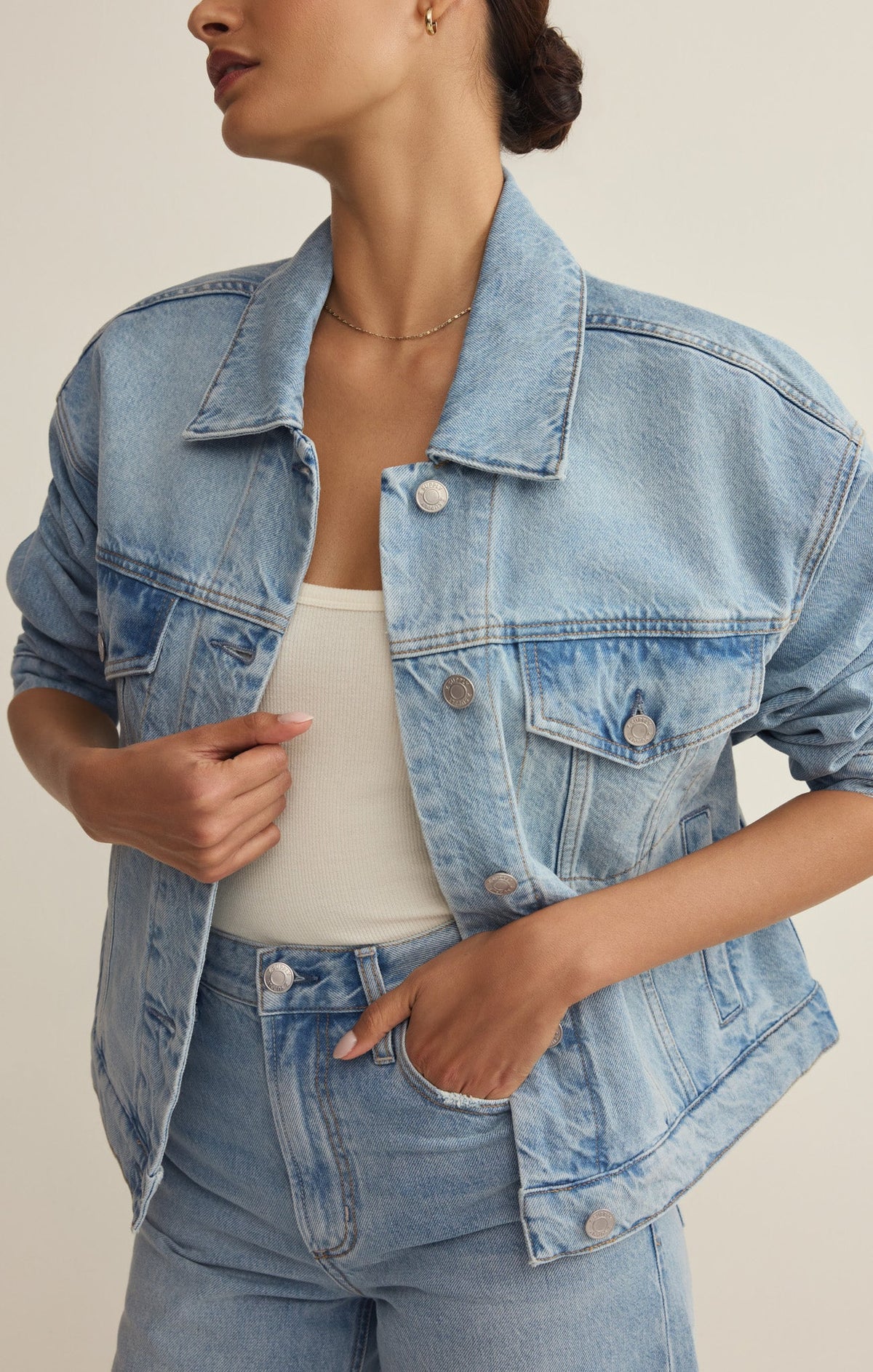 Z SUPPLY Dani Denim Trucker Jacket - Cove