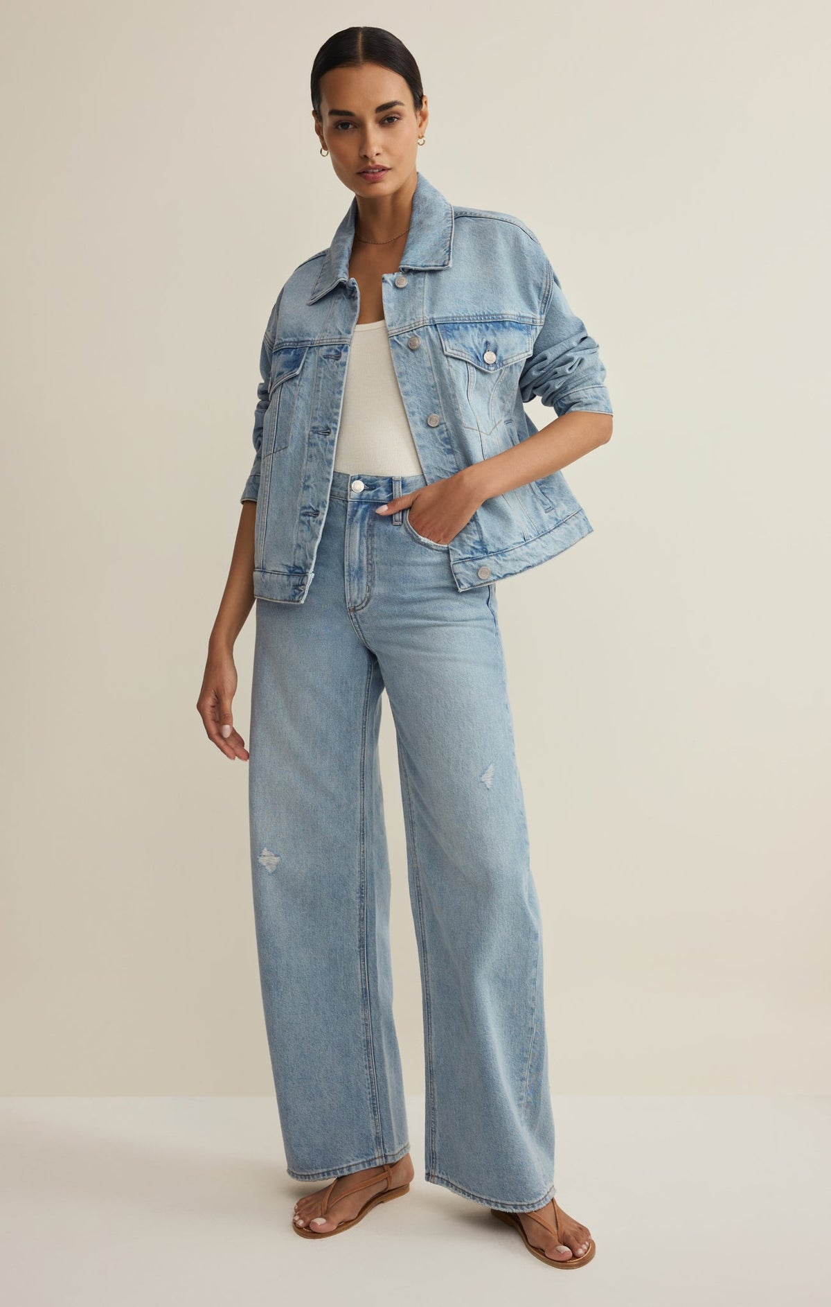 Z SUPPLY Dani Denim Trucker Jacket - Cove