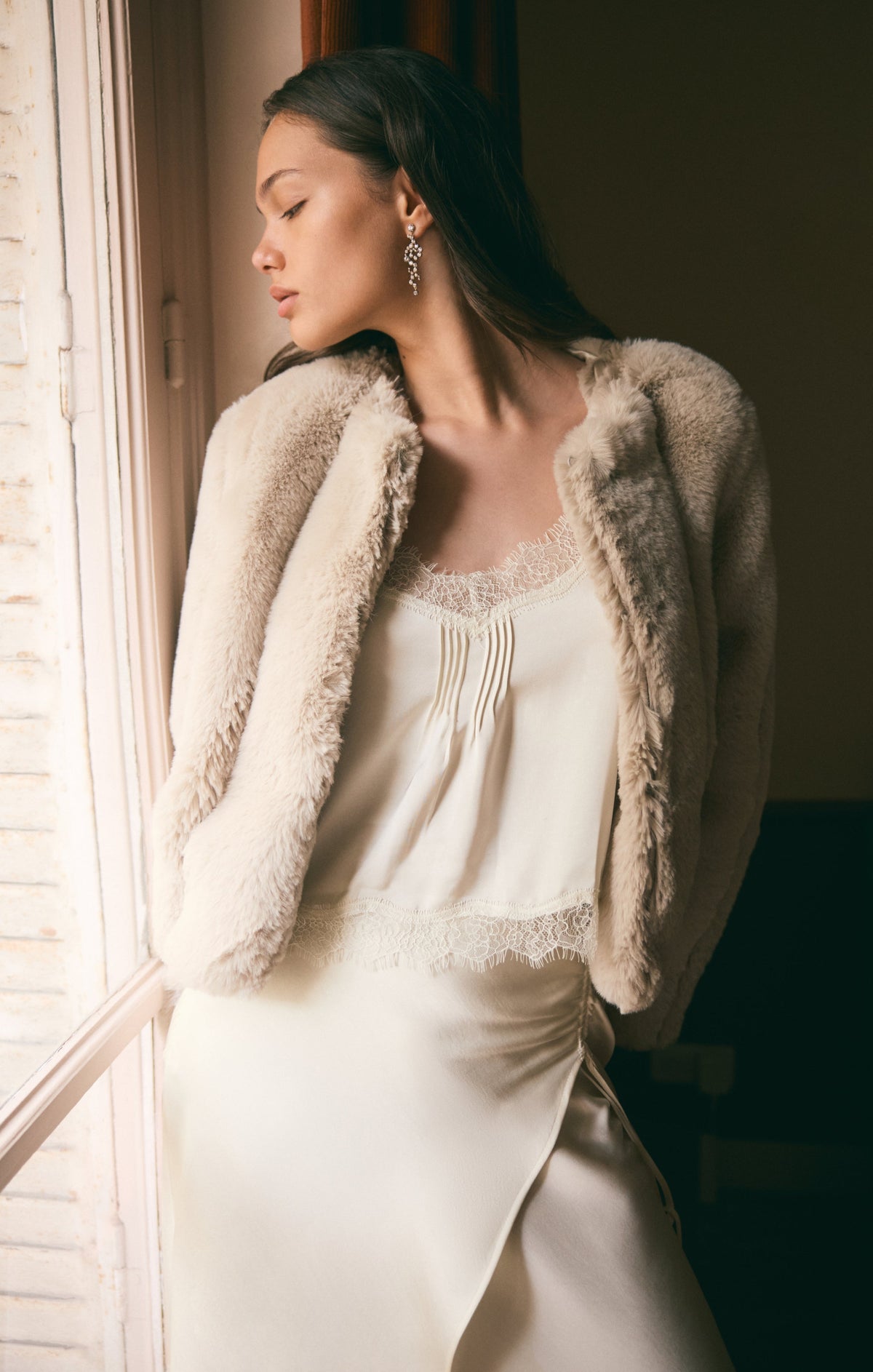 Z SUPPLY Woodland Faux Fur Jacket - Frosted Pearl