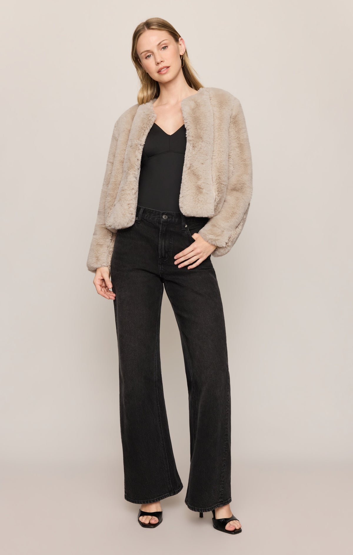 Z SUPPLY Woodland Faux Fur Jacket - Frosted Pearl