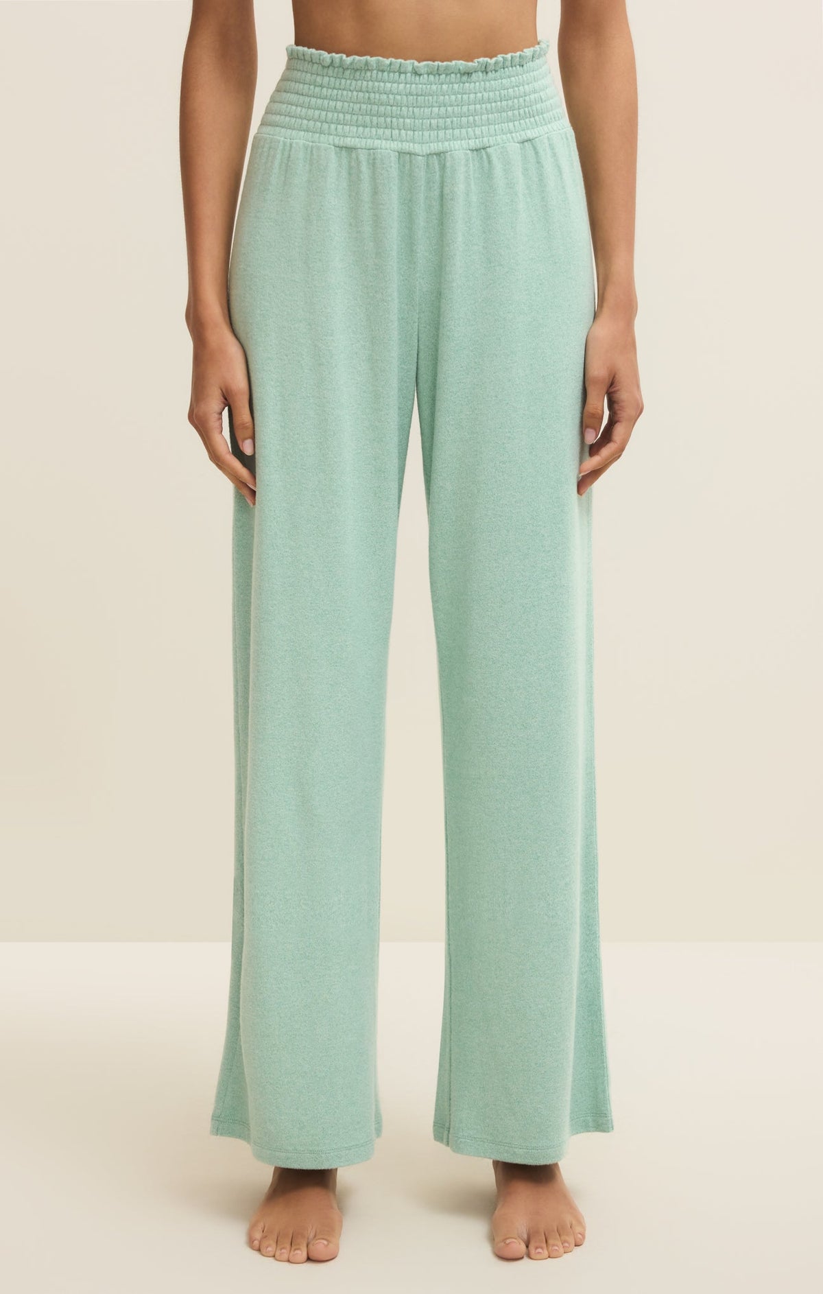 Z SUPPLY Dawn Smocked Soft Knit Pant