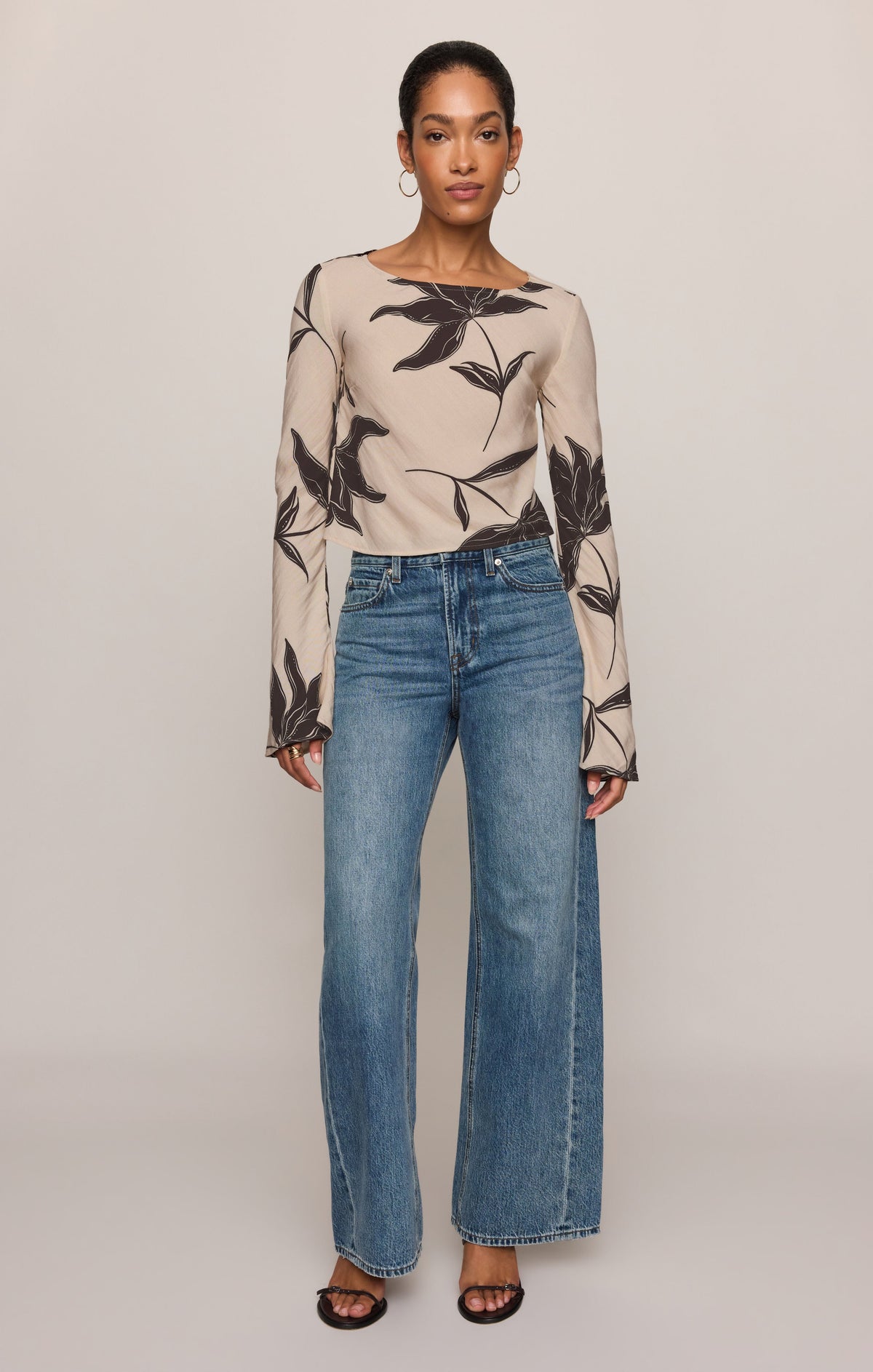Z SUPPLY Nia Clem Floral Top - Soft Ecru