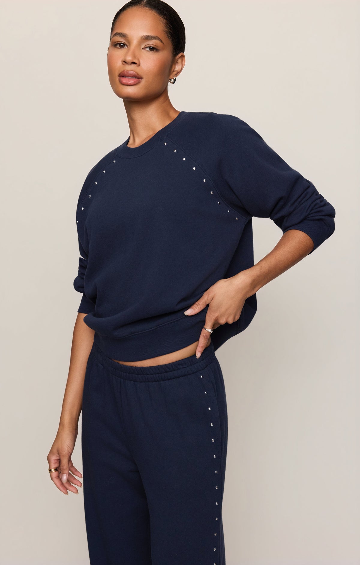 Z SUPPLY Zed Studded Sweatshirt - Eclipse