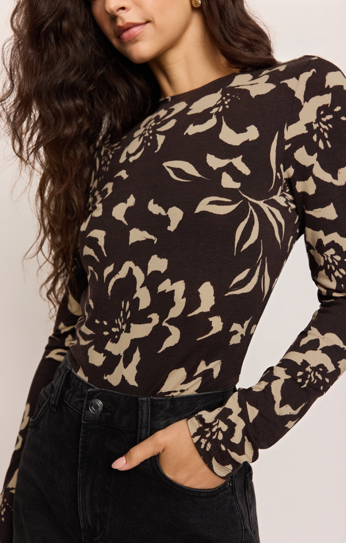 Z SUPPLY Onyx Freya Floral Long Sleeve Top - Dark Roast
