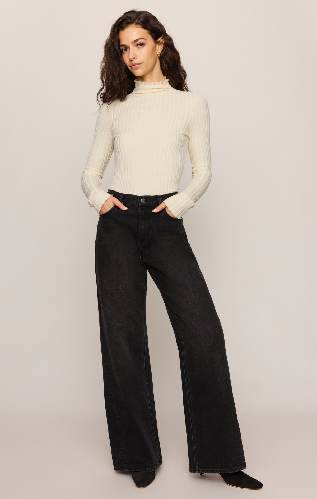 Z SUPPLY Hattie Silky Rib Mock Neck Top