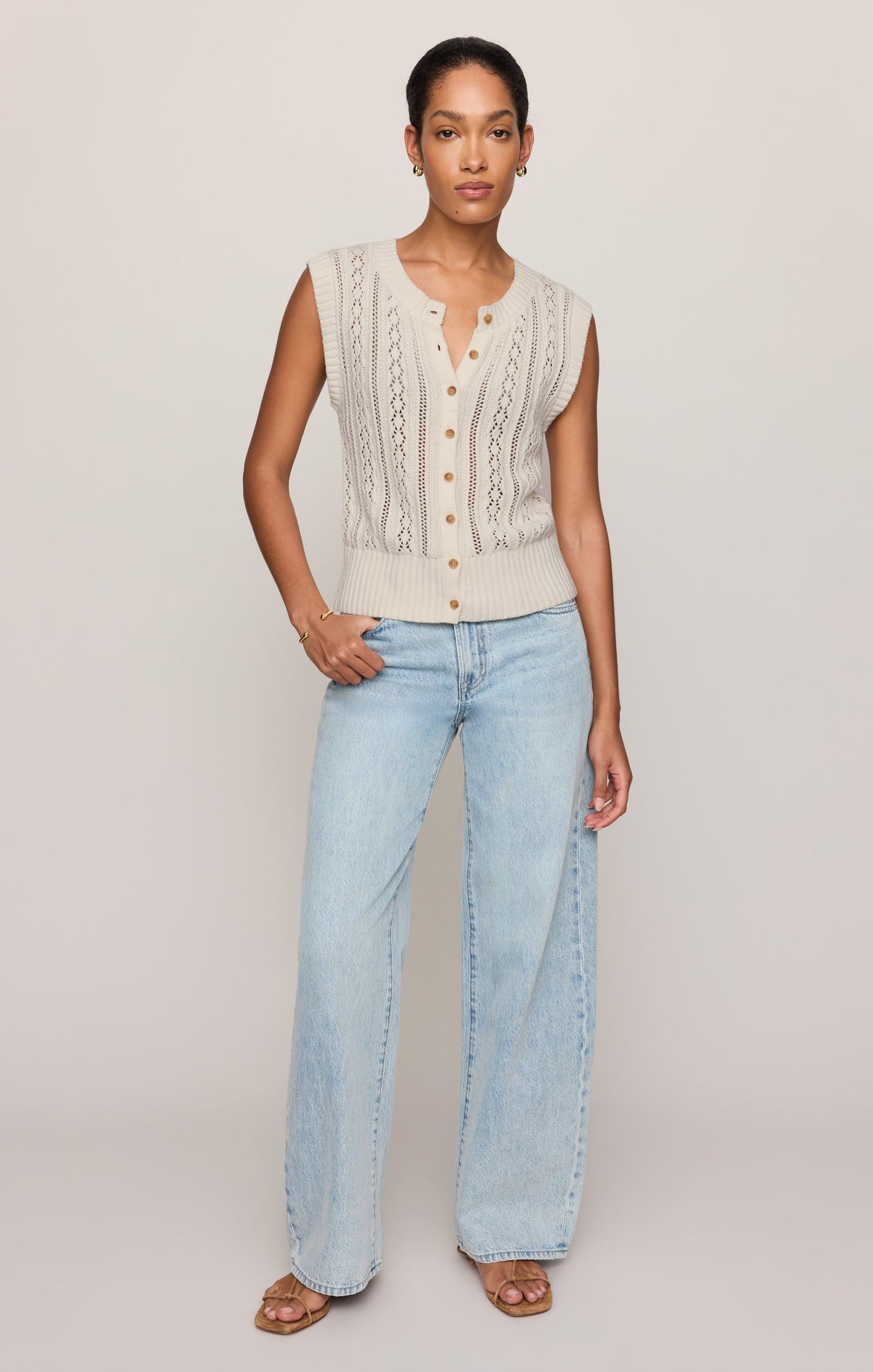 Z SUPPLY Cabot Crochet Vest - Sandstone