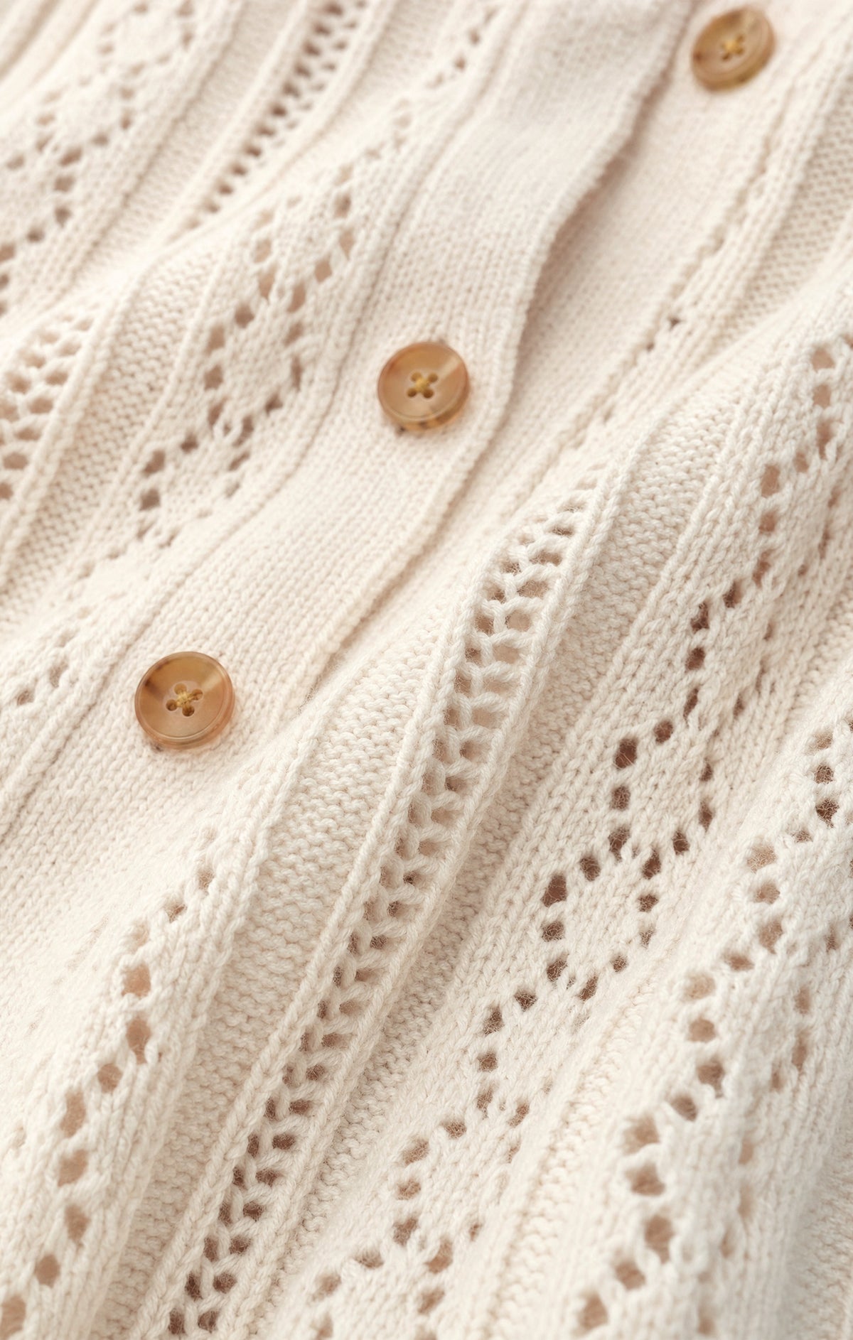 Z SUPPLY Cabot Crochet Vest - Sandstone