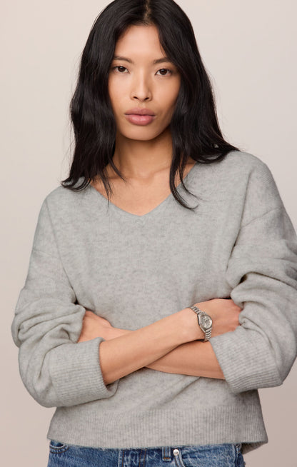 Z SUPPLY Cerro V-Neck Sweater - Feather Grey