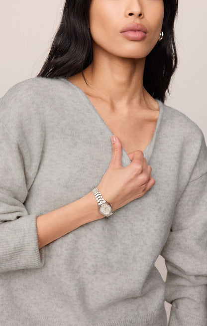 Z SUPPLY Cerro V-Neck Sweater - Feather Grey