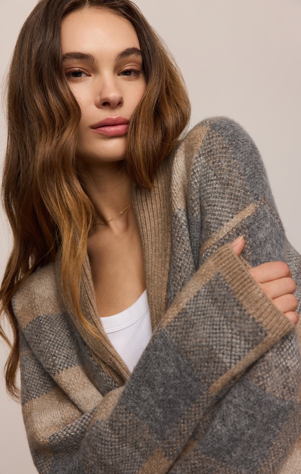 Z SUPPLY Ludlow Plaid Cardigan - Classic Heather Grey
